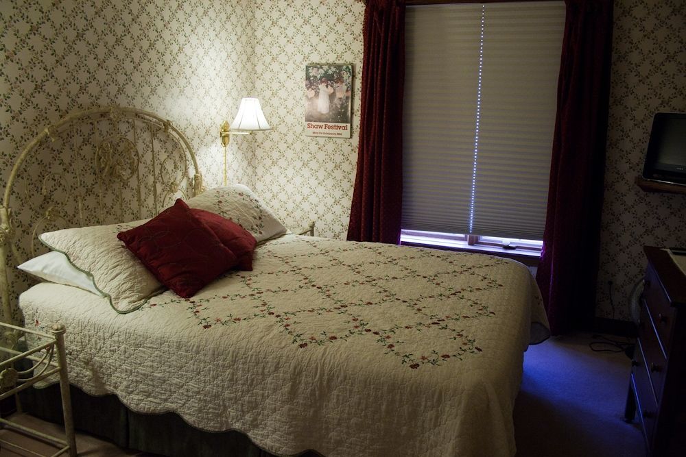 Cedar Gables Bed & Breakfast Niagara-on-the-Lake Exteriér fotografie