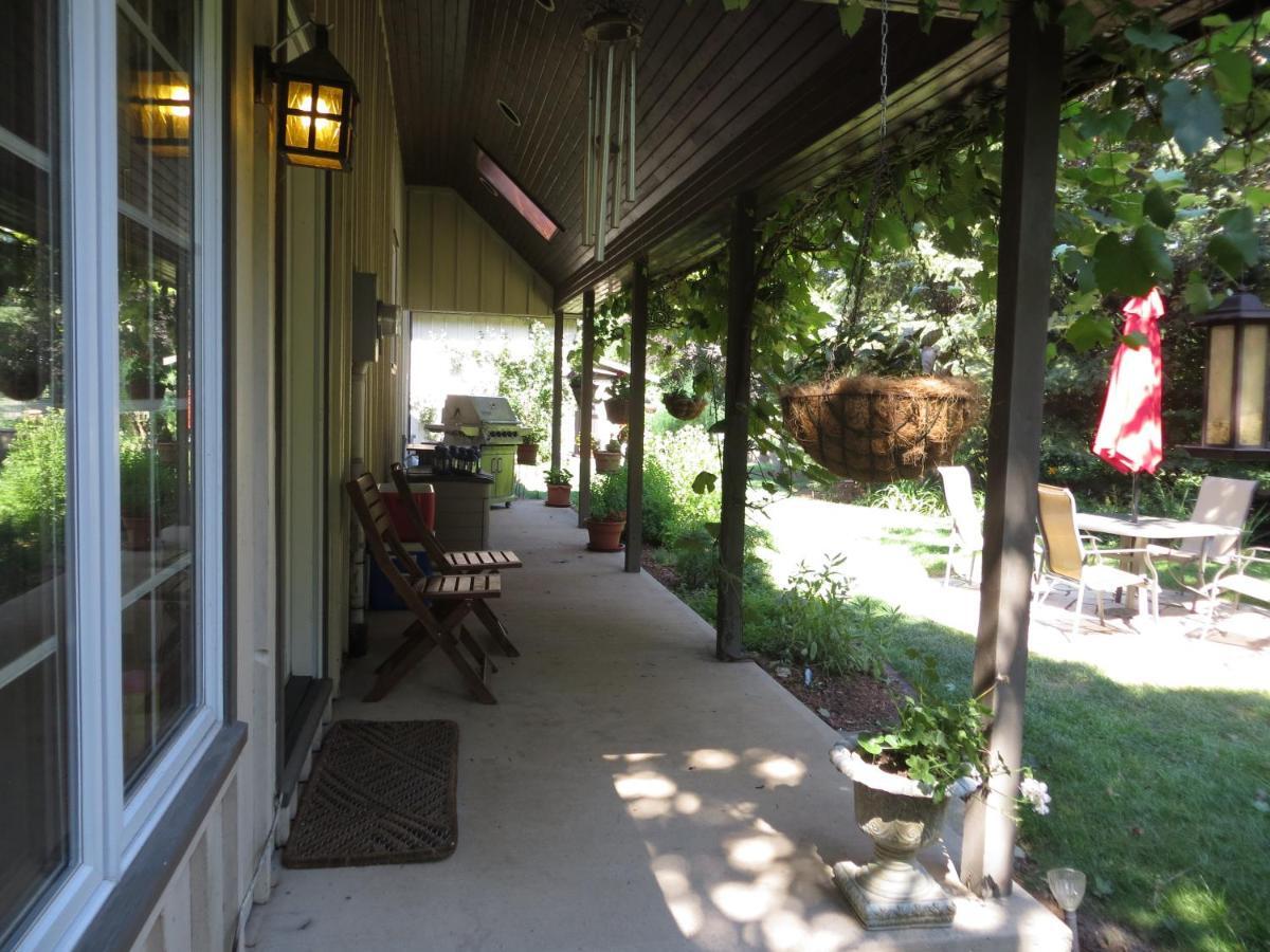 Cedar Gables Bed & Breakfast Niagara-on-the-Lake Pokoj fotografie